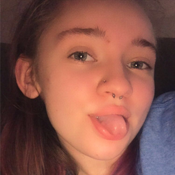 Meet your Posher, Krissy - Picture 1 of 1